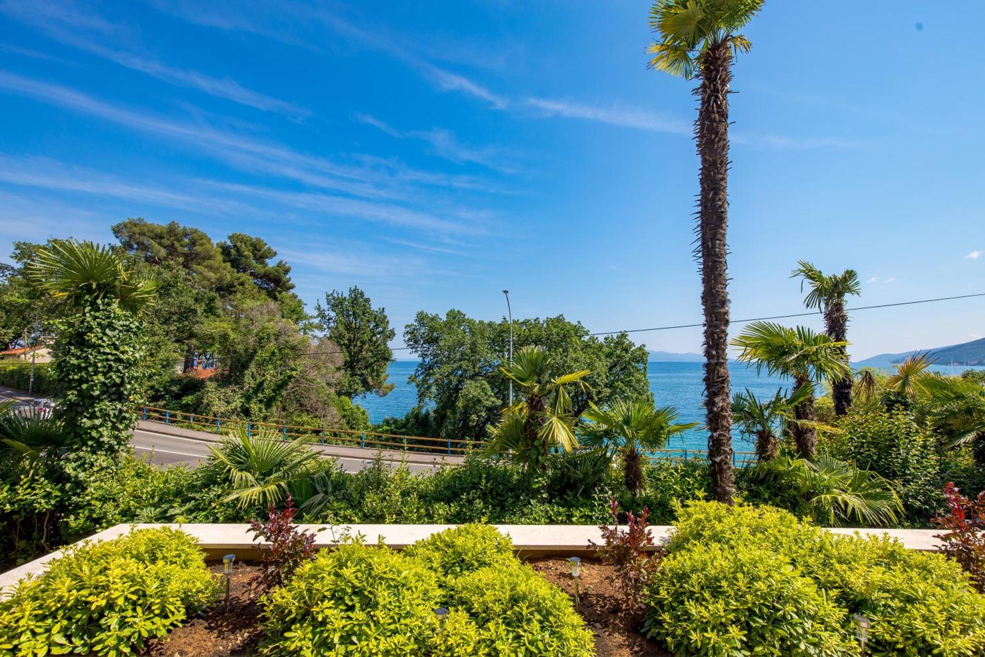 Dream By The Sea Apartment Opatija Luaran gambar